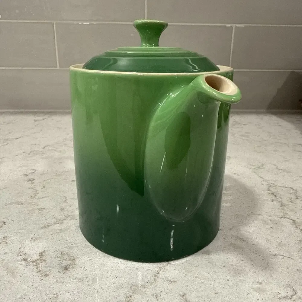 Le Creuset Medium Grand Teapot 1.3L 1.4QT BAMBOO Green Stoneware Glazed NEW